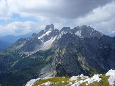 011-Der Gosaukamm mit Bischofsmuetze vom Niederen Hochkesseleck